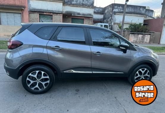 Autos - Renault CAPTUR 2.0 INTENS 2021 Nafta  - En Venta