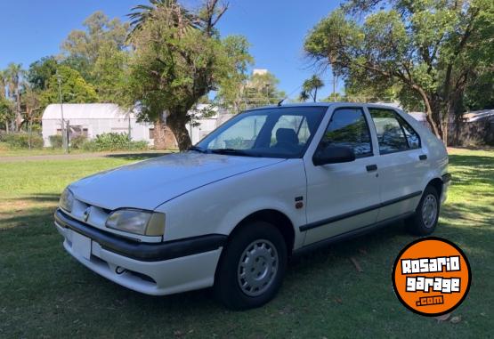 Autos - Renault Renault 19, RN, 1.6, full 1995 Nafta 180000Km - En Venta