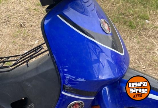 Motos - Gilera SMASH FULL 2023 Nafta 2000Km - En Venta