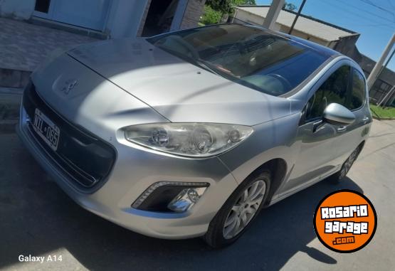 Autos - Peugeot 308 Allure con nav 2013 Nafta 103000Km - En Venta