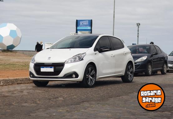 Autos - Peugeot 208 gt 2016 Nafta 89000Km - En Venta