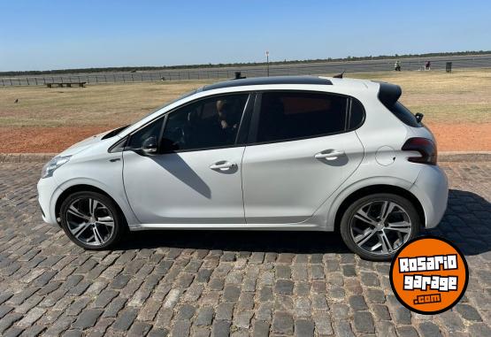 Autos - Peugeot 208 gt 2016 Nafta 89000Km - En Venta