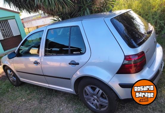 Autos - Volkswagen Golf 2005 Nafta 140000Km - En Venta