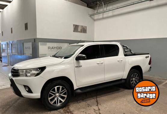 Camionetas - Toyota Hilux Sr 2018 Nafta 140000Km - En Venta