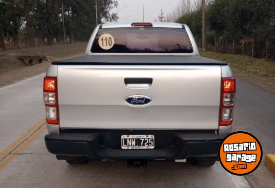 Camionetas - Ford Ranger 2.2 2012 Diesel 185000Km - En Venta