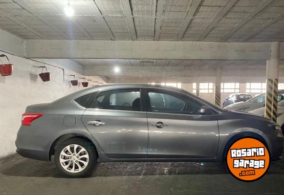 Autos - Nissan Sentra Advance 1.8 4 puer 2017 Nafta 130000Km - En Venta