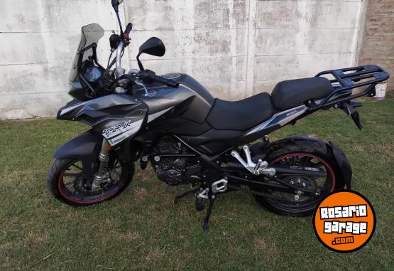 Motos - Benelli TRK 251 ST 2024 Nafta 100Km - En Venta