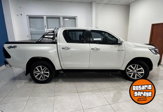 Camionetas - Toyota HILUX - SRX 2016 Diesel 220000Km - En Venta