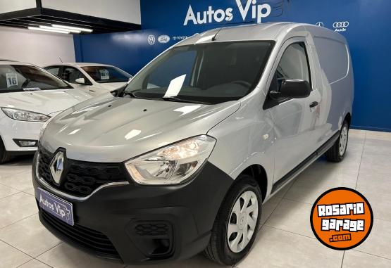 Utilitarios - Renault KANGOO - FURGN 2023 Nafta 19000Km - En Venta