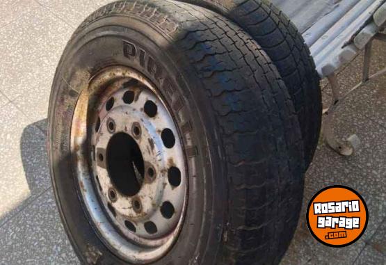 Accesorios para Autos - 1 Rueda 225 70 R15 Citynet Pirelli con llanta de transit mod 98 - En Venta