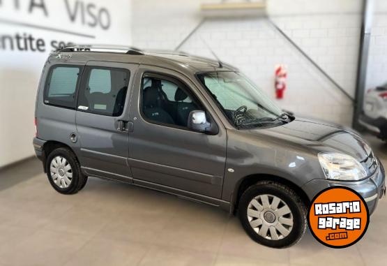 Utilitarios - Citroen BERLINGO MULTISPAC 1.6HDI 2015 Diesel 140500Km - En Venta