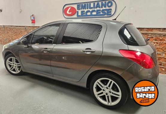 Autos - Peugeot 308 2014 Nafta 122000Km - En Venta