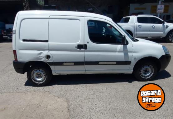 Utilitarios - Citroen Berlingo 2015 Diesel 140Km - En Venta