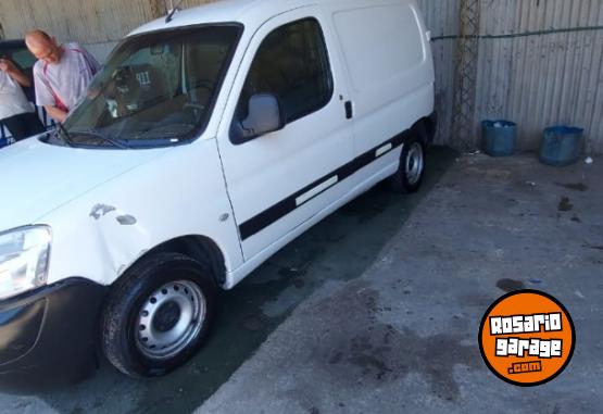 Utilitarios - Citroen Berlingo 2015 Diesel 140Km - En Venta