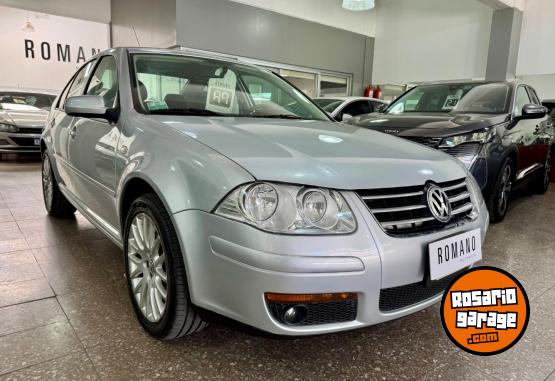 Autos - Volkswagen Bora Highline 1.8T 2011 Nafta 99000Km - En Venta