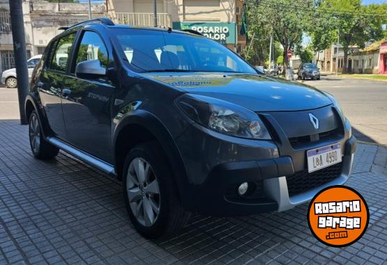 Autos - Renault SANDERO STEPWAY CONFORT 2012 GNC 180000Km - En Venta