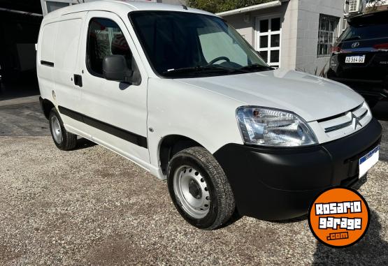 Utilitarios - Citroen Berlingo Furgon 2019 Diesel 226000Km - En Venta