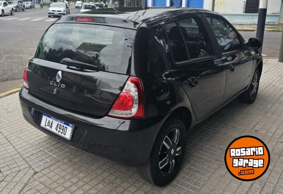 Autos - Renault CLIO MIO DYNAMIQUE SAT 2016 Nafta 80000Km - En Venta