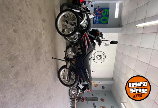 Motos - Honda Tornado 2017 Nafta 40000Km - En Venta