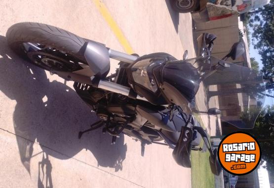 Motos - Bajaj Dominar 4000 2023 Nafta 10800Km - En Venta