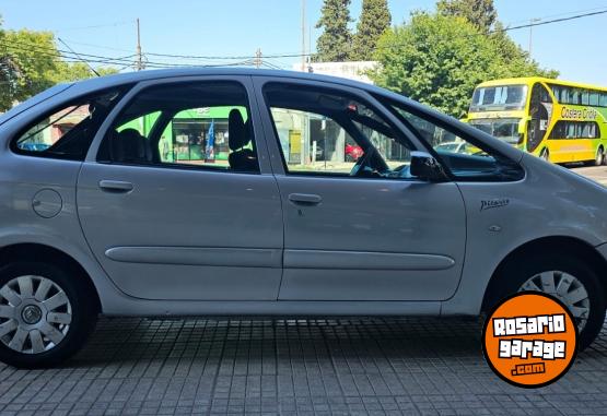 Autos - Citroen XSARA PICASSO HDI 2.0 2010 Diesel 170000Km - En Venta