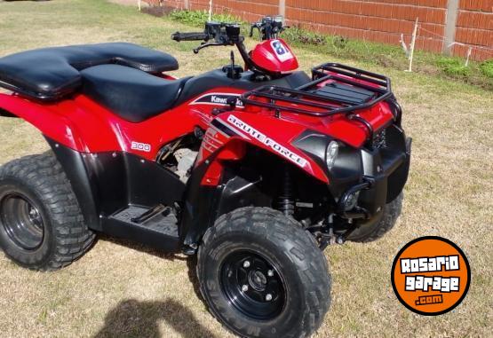 Cuatris y UTVs - Kawasaki Brute Force 300 2013  7500Km - En Venta