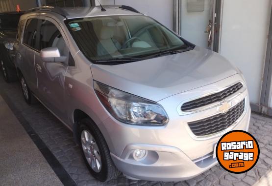 Autos - Chevrolet Spin - duster, suran 2013 GNC 131000Km - En Venta