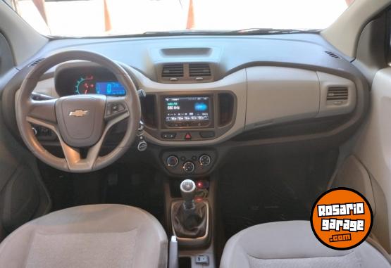 Autos - Chevrolet Spin - duster, suran 2013 GNC 131000Km - En Venta