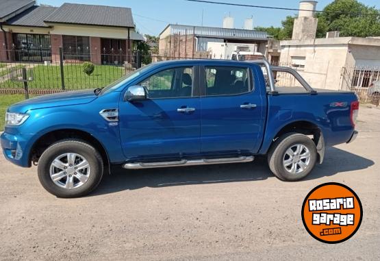 Camionetas - Ford Ranger 4x4 2023 Diesel 113300Km - En Venta