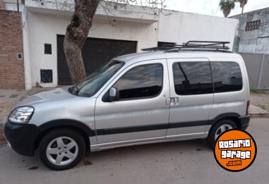 Utilitarios - Peugeot Parnet patagnica Vtc plu 2015 Nafta 140Km - En Venta