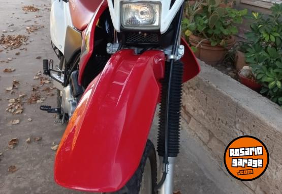 Motos - Honda Tornado 2014 Nafta 7500Km - En Venta