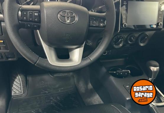 Camionetas - Toyota Hilux SR 2024 Diesel 0Km - En Venta