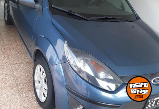 Autos - Ford Fiesta Max 2010 GNC 250000Km - En Venta