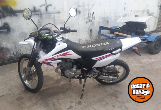 Motos - Honda Tornado 250 2019 Nafta 34000Km - En Venta