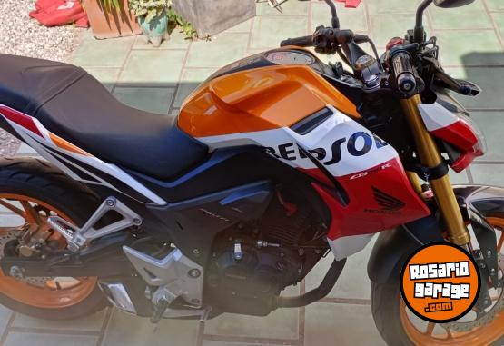 Motos - Honda Repsol 2017 Nafta 5797Km - En Venta