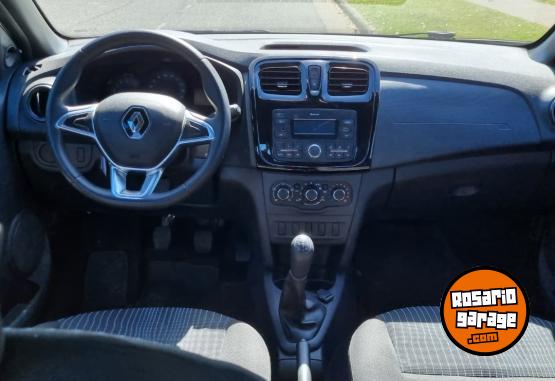 Autos - Renault Logan Life 1.6 2020 Nafta 213000Km - En Venta