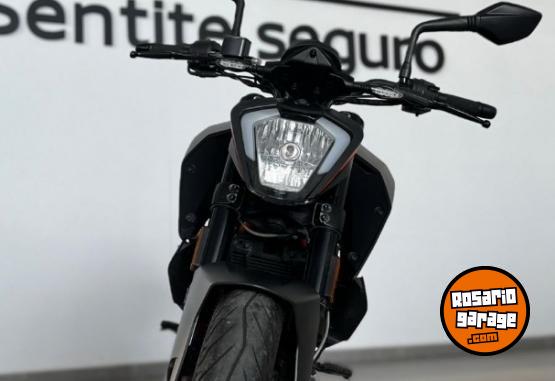 Motos - Ktm 250 DUKE 2021 Nafta 7500Km - En Venta