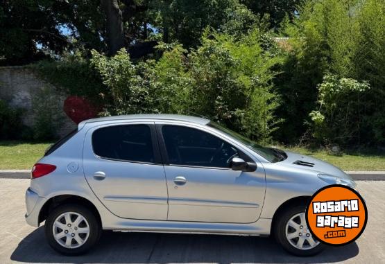 Autos - Peugeot 207 compact 2016 Nafta 84600Km - En Venta