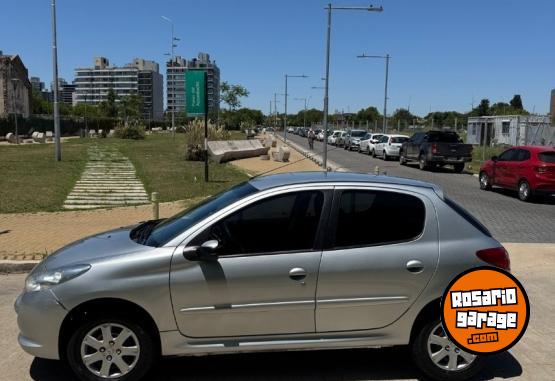 Autos - Peugeot 207 compact 2016 Nafta 84600Km - En Venta