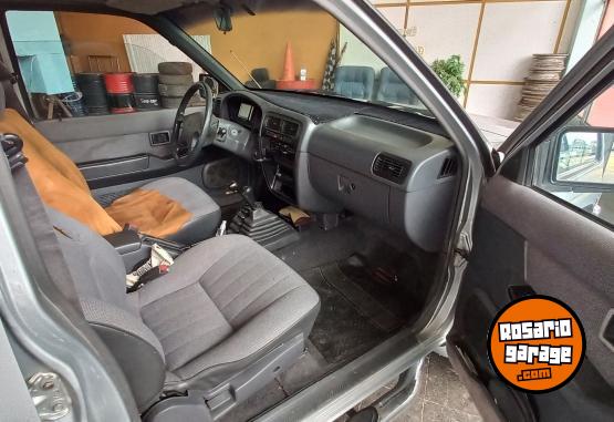 Camionetas - Nissan Pathfinder 1995 Nafta 150000Km - En Venta