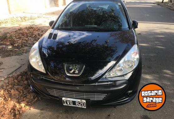 Autos - Peugeot 207 2010 Diesel 95000Km - En Venta