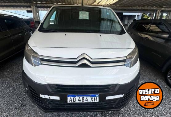 Utilitarios - Citroen CITROEN HDI BUSSINES 2019 GNC 106026Km - En Venta