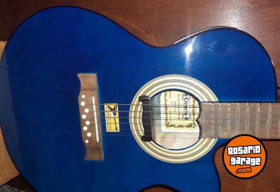 Instrumentos Musicales - Vendo guitarra gracia - En Venta