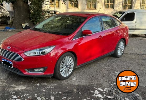 Autos - Ford Focus titanium 2019 Nafta 45000Km - En Venta