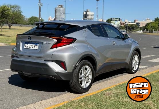 Camionetas - Toyota C-HR HV 2024 Nafta 9500Km - En Venta