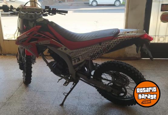 Motos - Corven txr 250 l 2018 Nafta 16932Km - En Venta