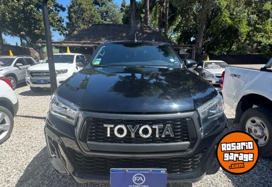 Camionetas - Toyota hilux 2019 Diesel 38000Km - En Venta