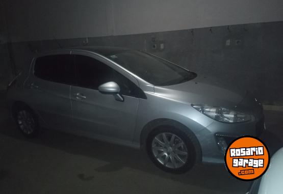 Autos - Peugeot 308 2015 Diesel 180000Km - En Venta