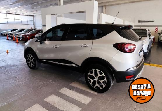 Autos - Renault Captur Intens 2021 Nafta 53238Km - En Venta