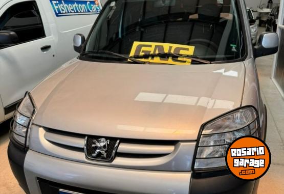 Utilitarios - Peugeot Partner Patagonica VTC Pl 2016 GNC 200000Km - En Venta